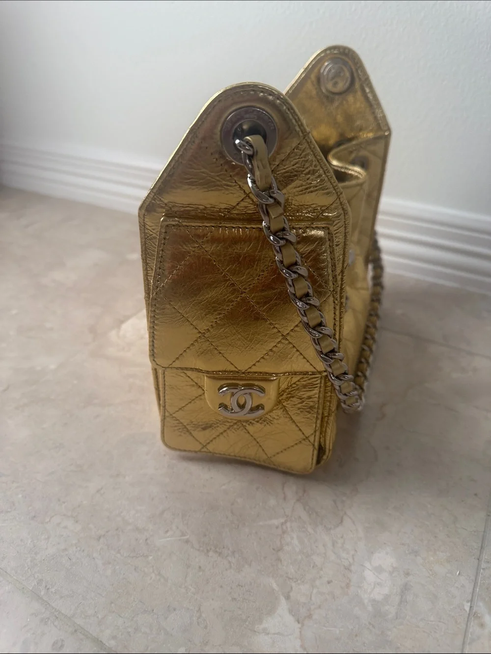 CHANEL 25 mini Matthieu Blazy 26a hobo bag